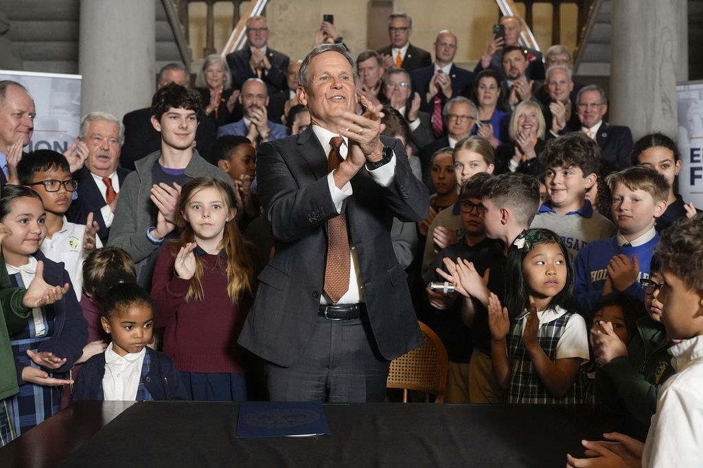 Red states seek to increase funding for private education subsidies - Pluribus News